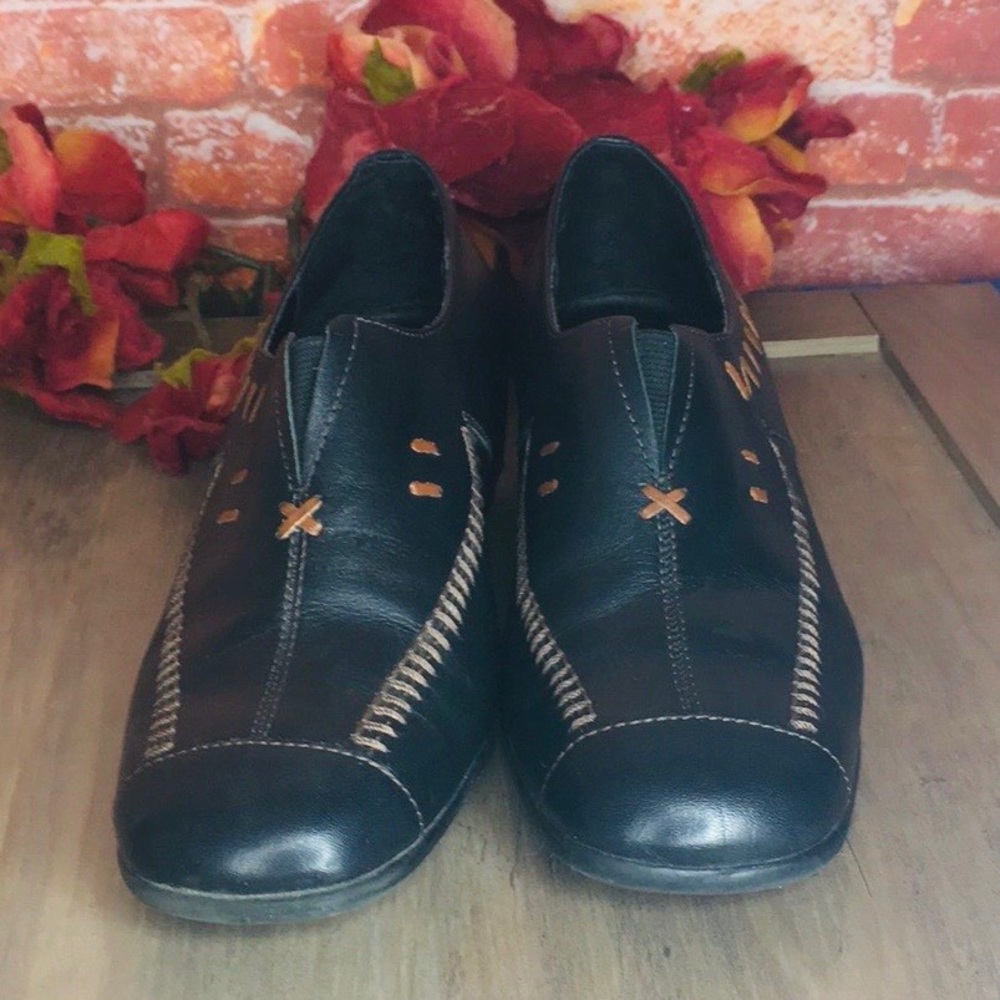 Vintage G. Wiz Black Leather
Comfort Driving Wedge Shoes - Picture 3 of 11